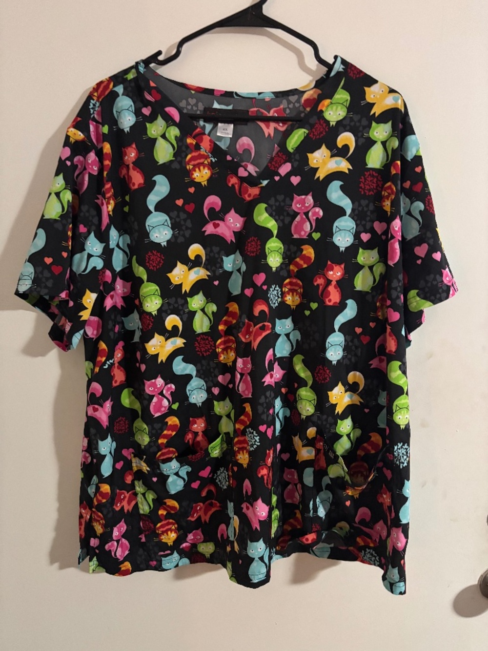 KOI PRETTY KITTY 4X SCRUB TOP